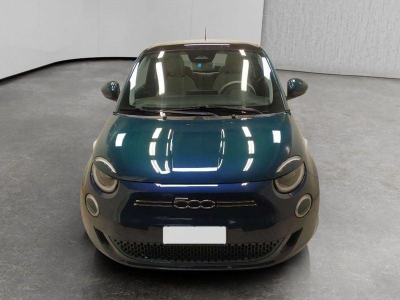 FIAT 500 500e 42 kWh La Prima