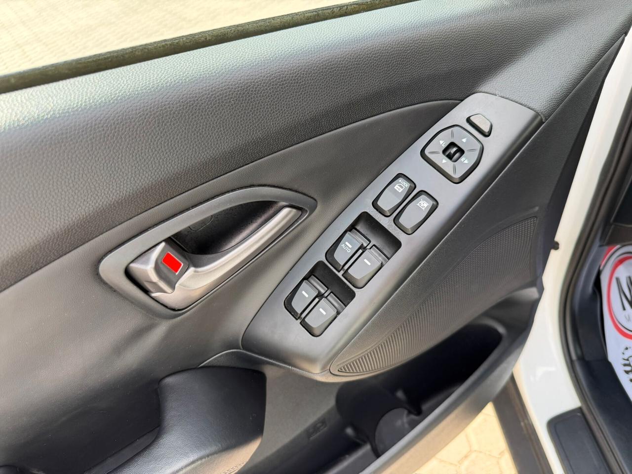 Hyundai iX35 1.7 CRDi 2WD Xpossible