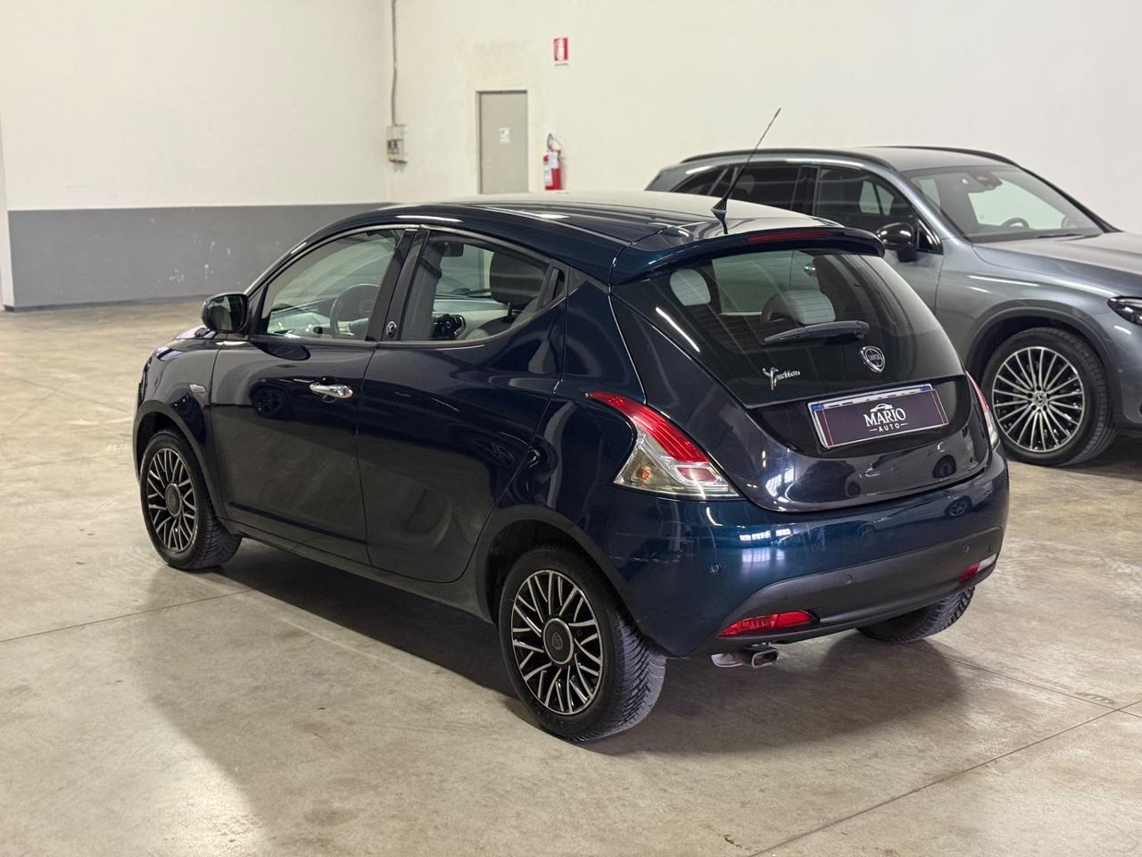 Lancia Ypsilon 1.2 69 CV 5 porte Gold