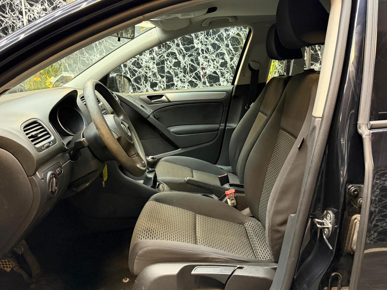 Volkswagen Golf 1.6 TDI 5p.