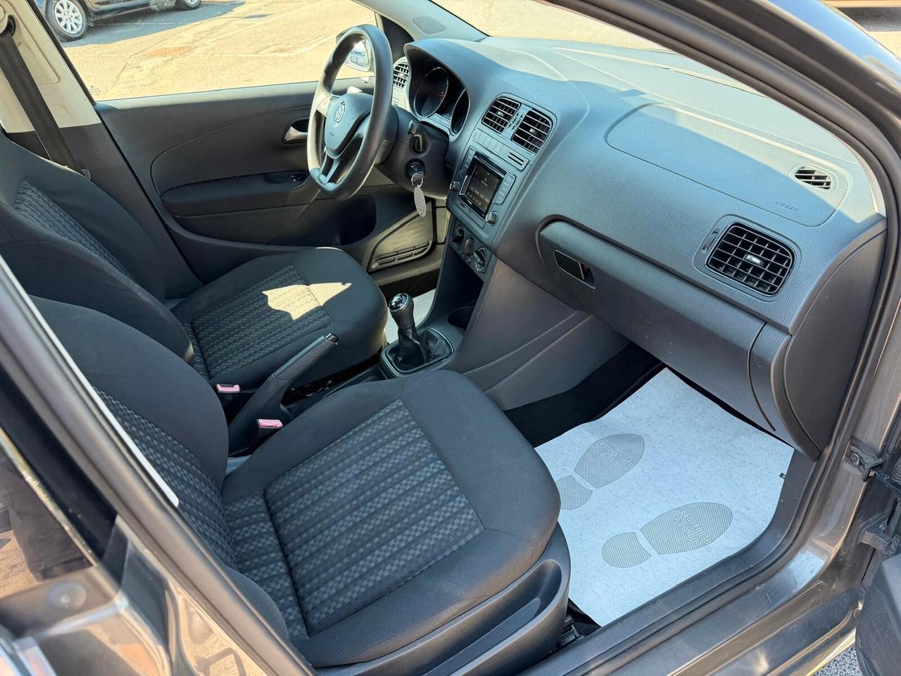 Volkswagen Polo 1.4 TDI 75CV 5P TRENDLINE BMT 2014