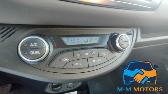 TOYOTA Yaris 1.5 Hybrid 5 porte Active