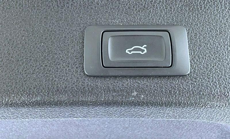 Audi A6 A6 Avant 40 2.0 TDI S tronic Business Sport