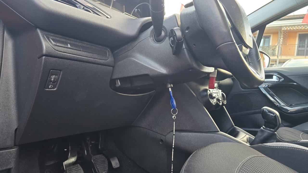 Peugeot 208 BlueHDi 75 5 porte Allure