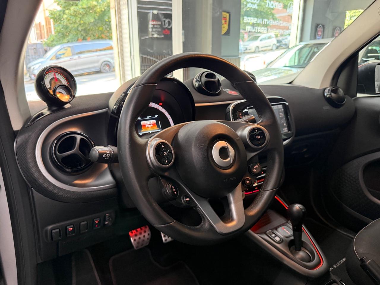 Smart ForTwo EQ Ushuaïa NAVI KAMERA Pronta consegna !!