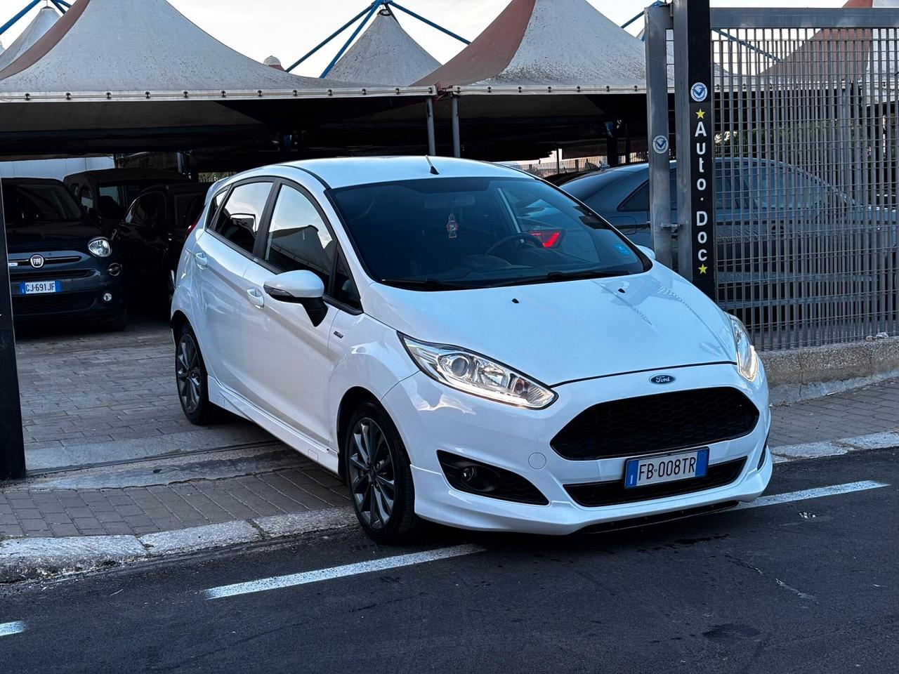 Ford Fiesta 1.5 TDCi 75CV 5p ST-Line - 2017