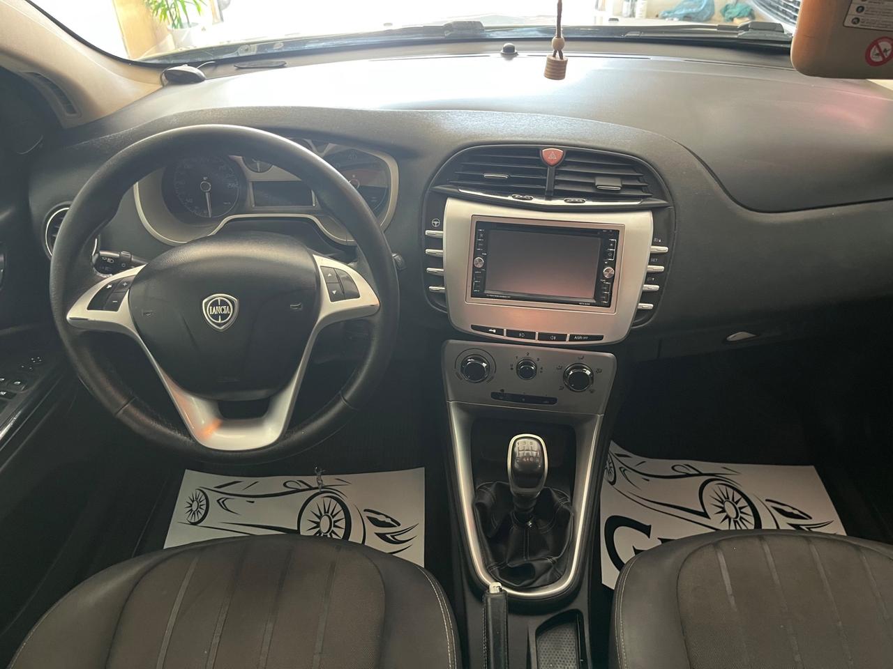 Lancia Delta 1.6 MJT DPF Platino