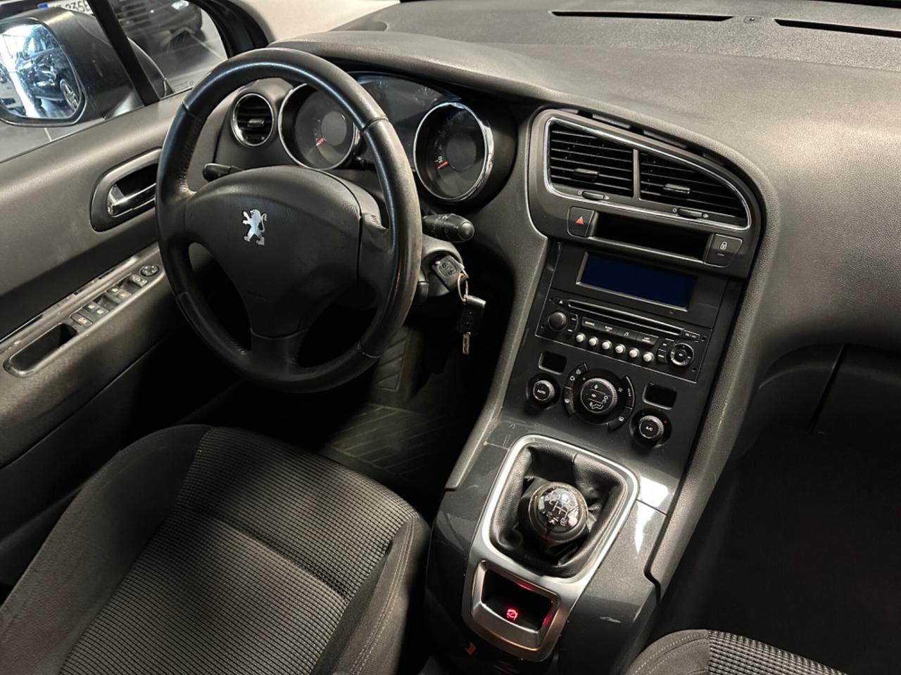 Peugeot 5008 1.6 HDi 112CV MULTISPAZIO UNIPRO