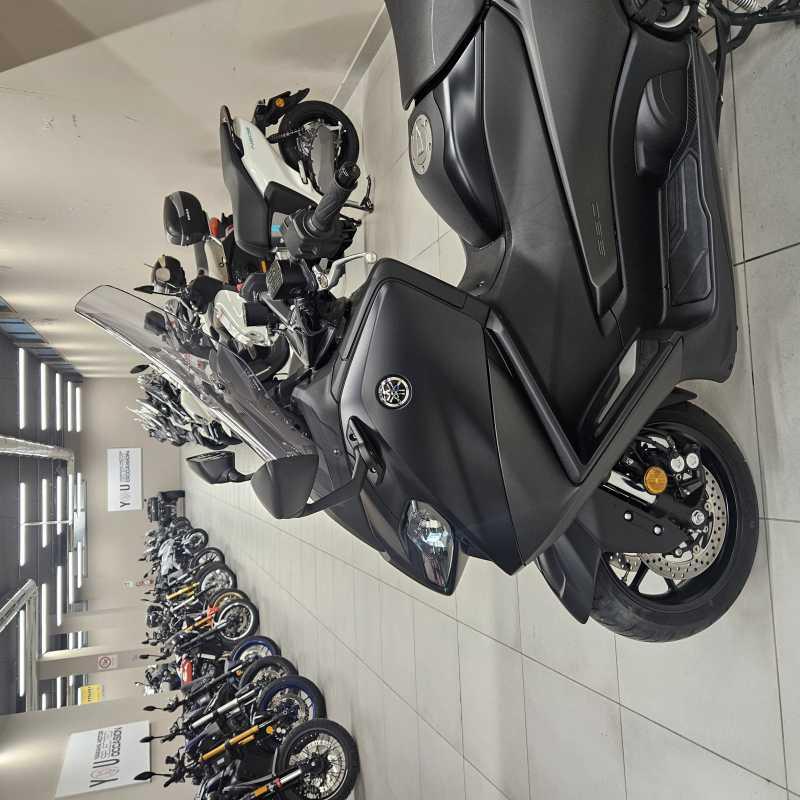 Yamaha T-Max 560 - 2024