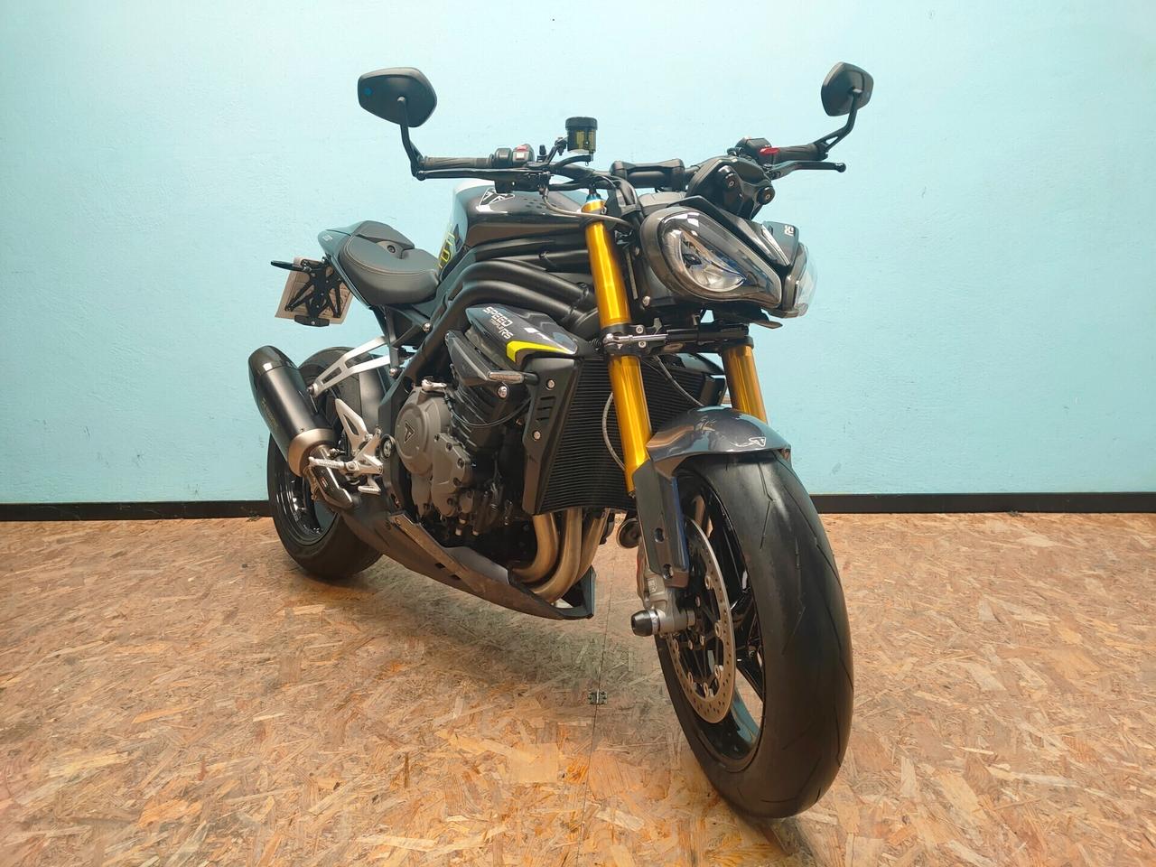 Triumph Speed Triple 1200 RS 4 anni di garanzia ufficiale