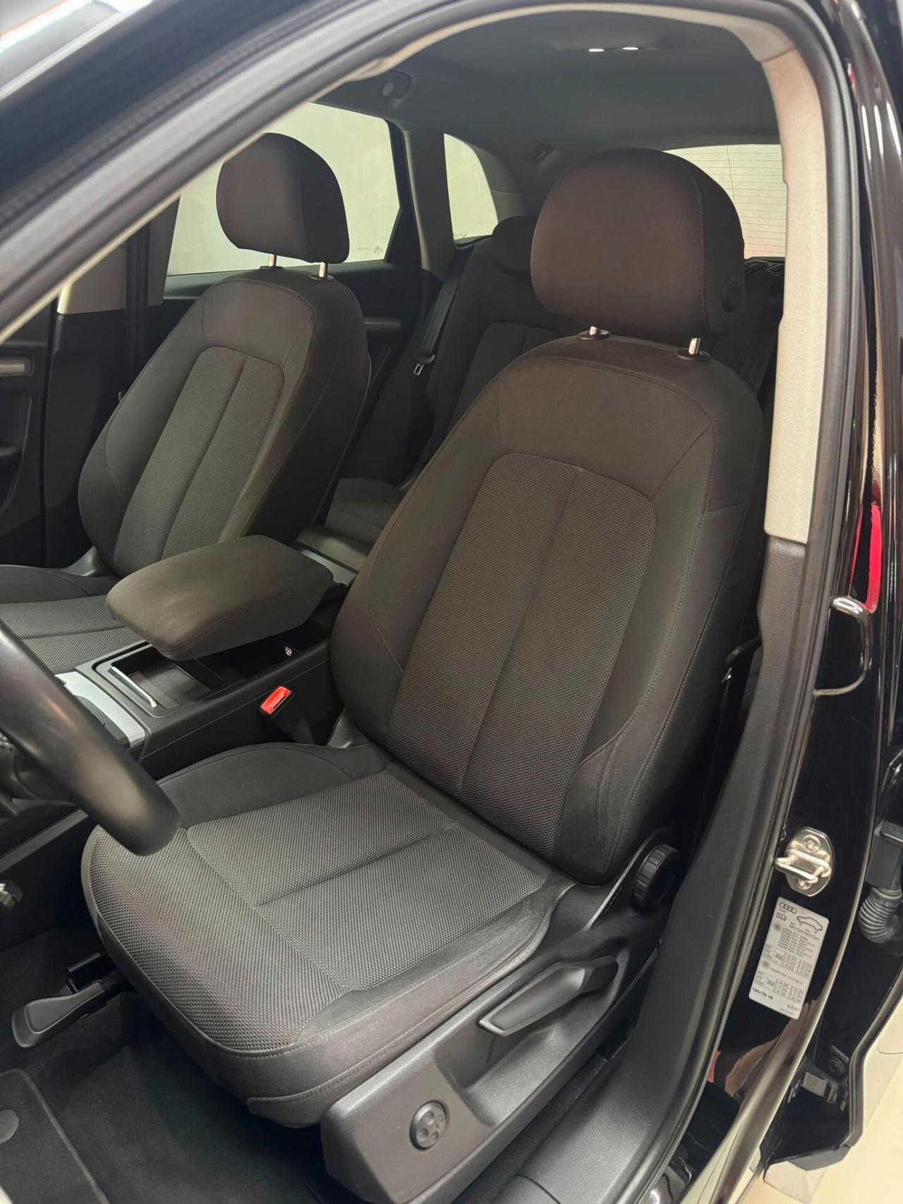 Audi Q5 2.0 TDI 190 CV quattro S tronic Business Sport