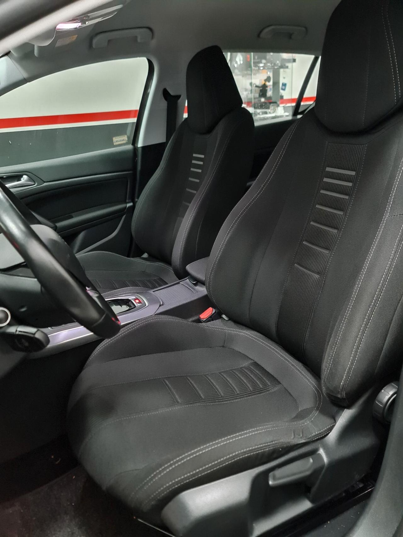 Peugeot 308 1.6 e-HDi 115 CV Stop&Start Allure