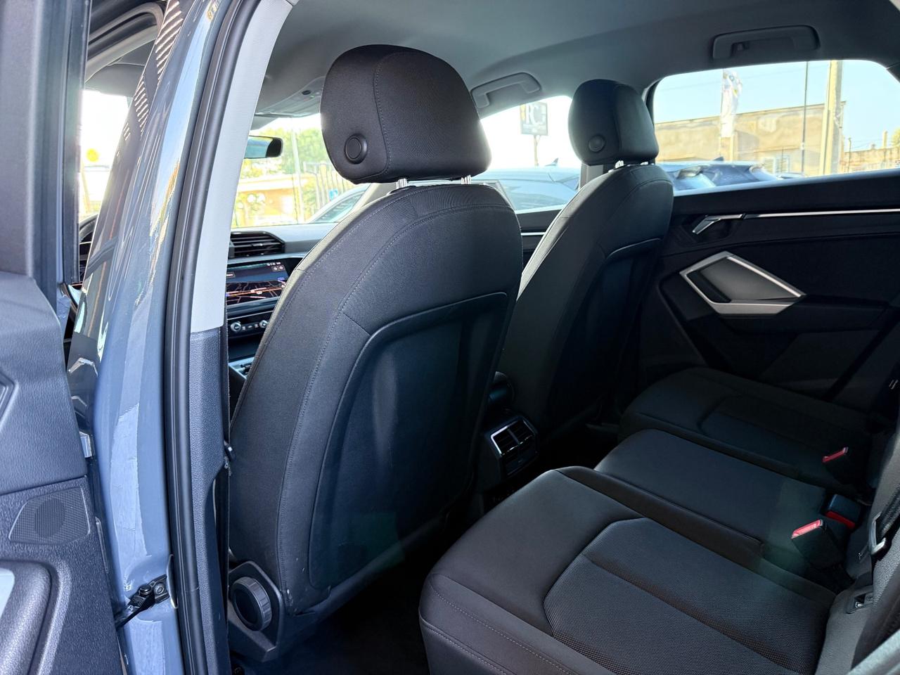 Audi Q3 SPB 35 TDI quattro S tronic Business Plus