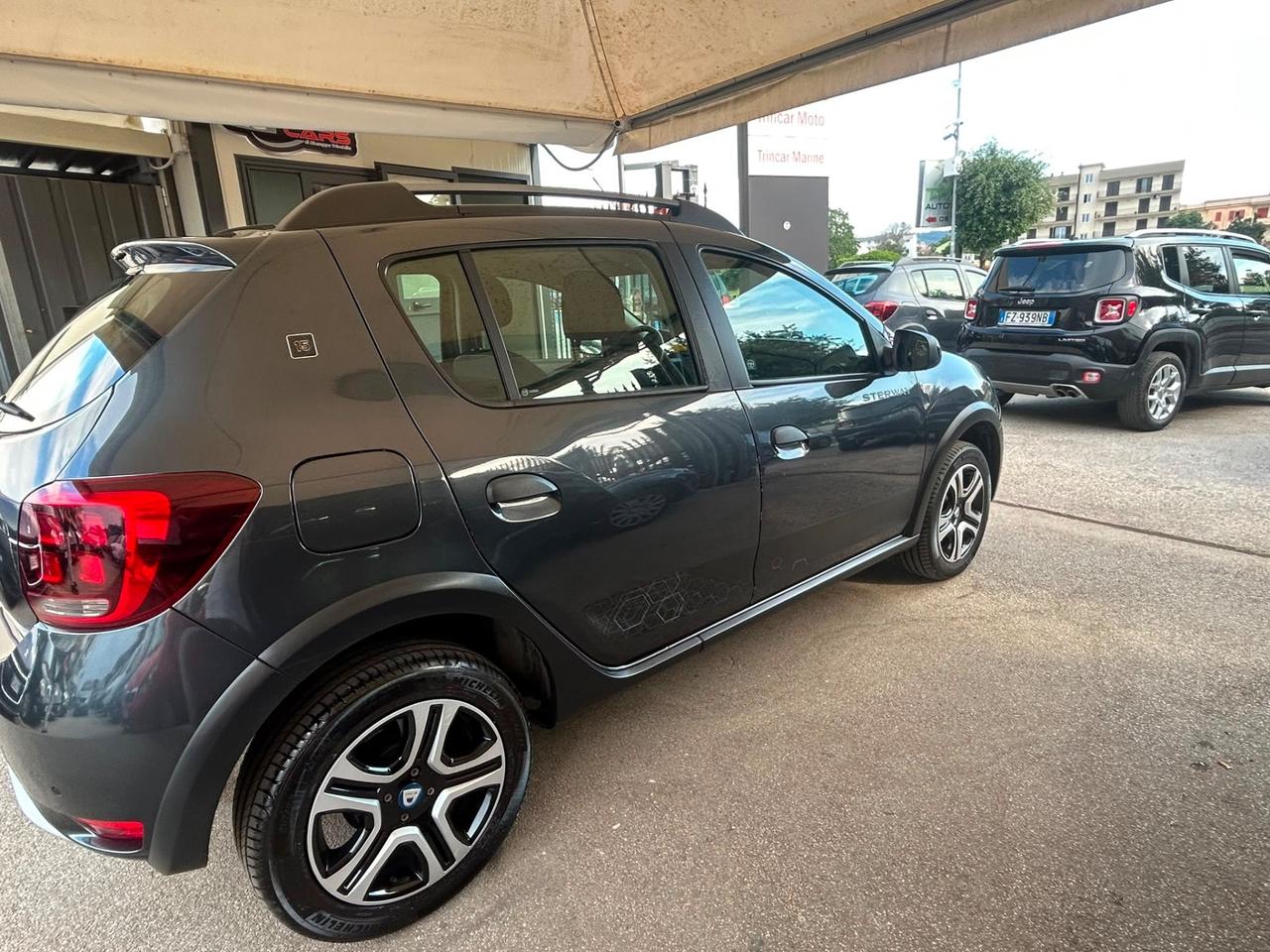 Dacia Sandero Stepway 1.0 TCe 100CV ECO-G 15th Anniversary