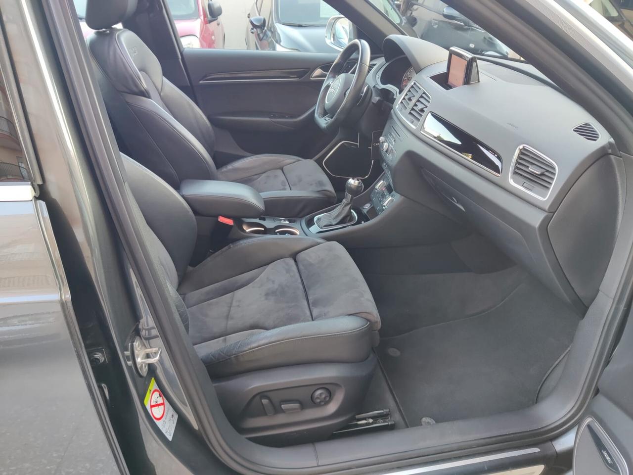 Audi RSQ3 RS 2.5 TFSI quattro S tronic