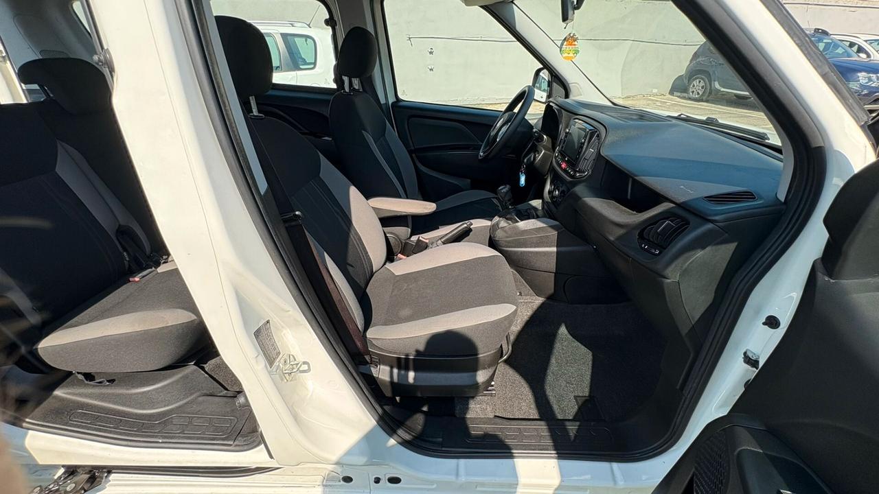 Fiat Doblo 1.6 MULTIJET 263 | DIESEL 46346020 CC 1598 CV 120 KW 88 VAN,