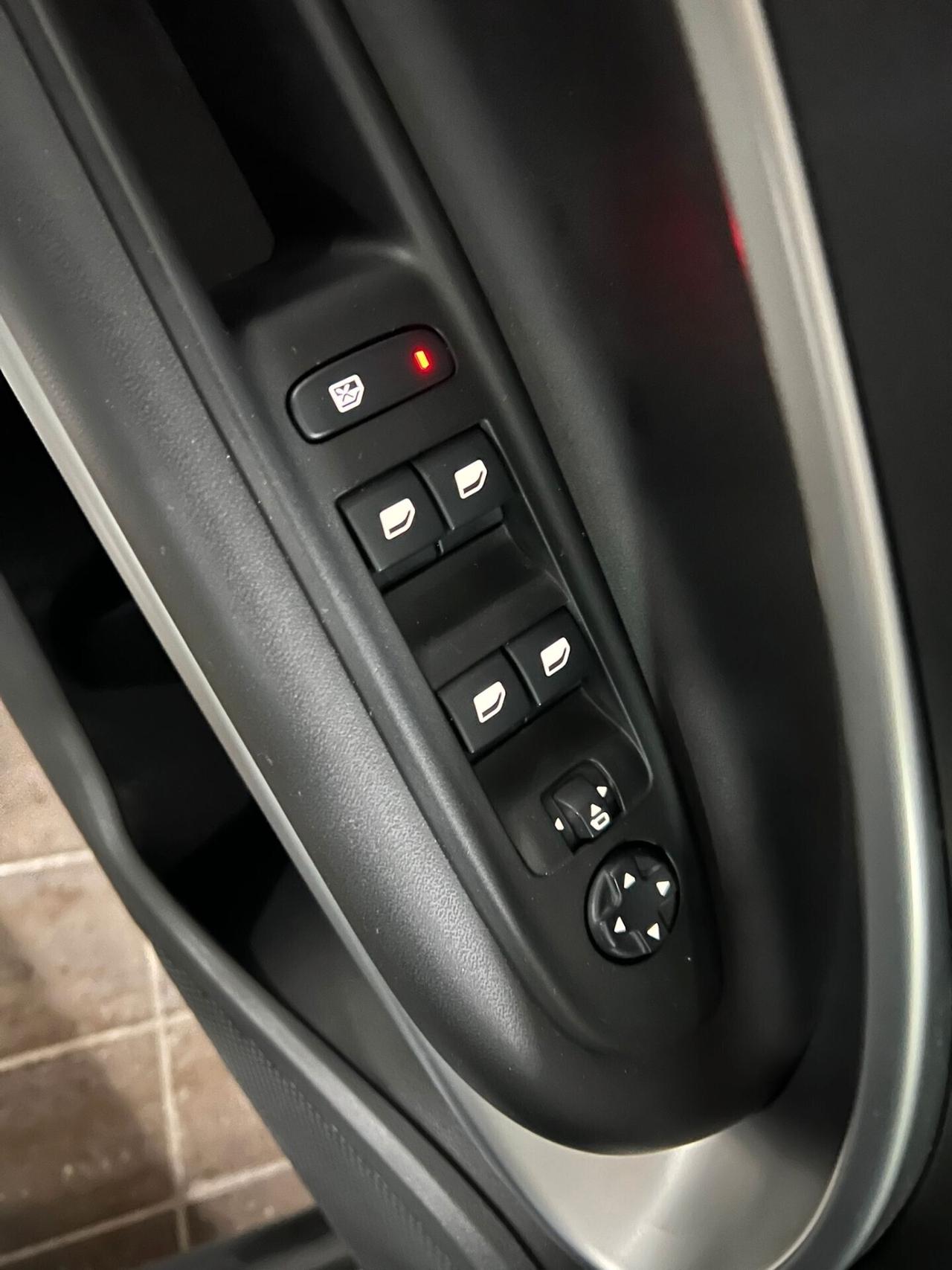 NUOVA JEEP AVENGER SUMMIT 1.2 GSE 100CV BENZINA