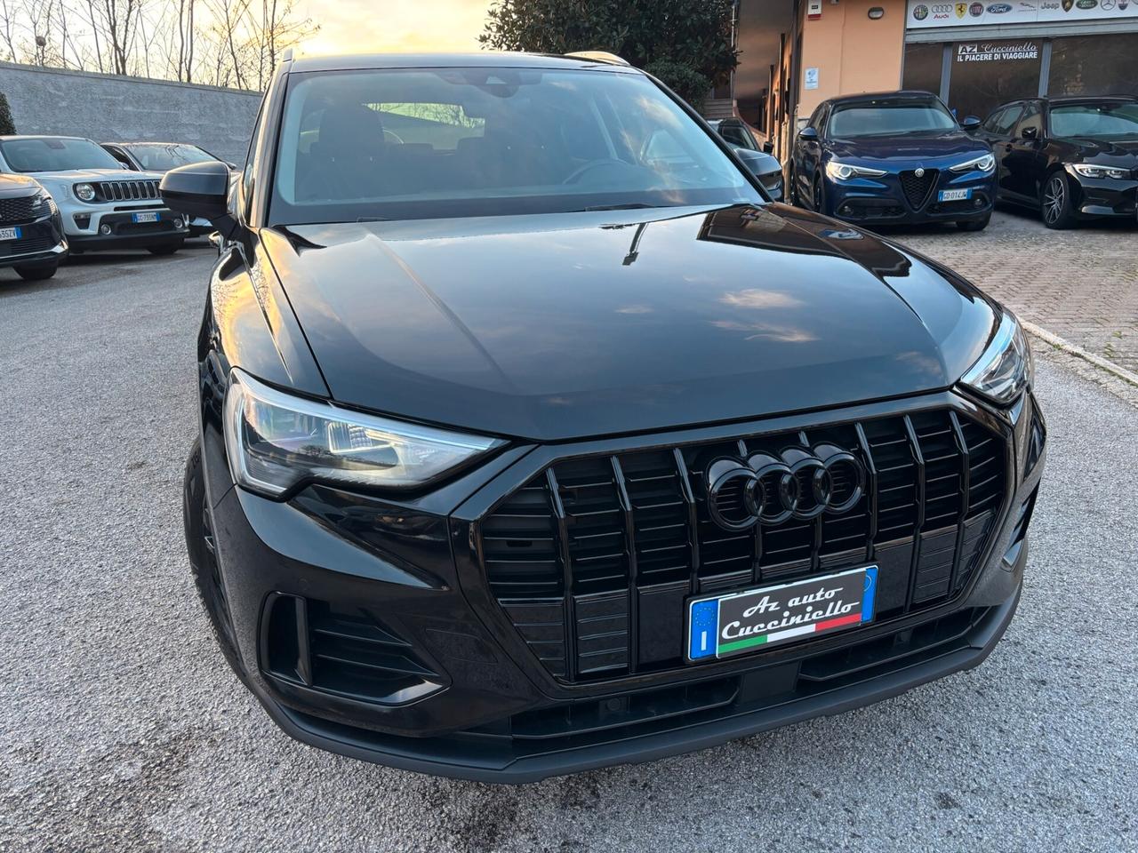 Audi Q3 35 TDI quattro S tronic line edition MY 22 KM 98.000 -BLACK