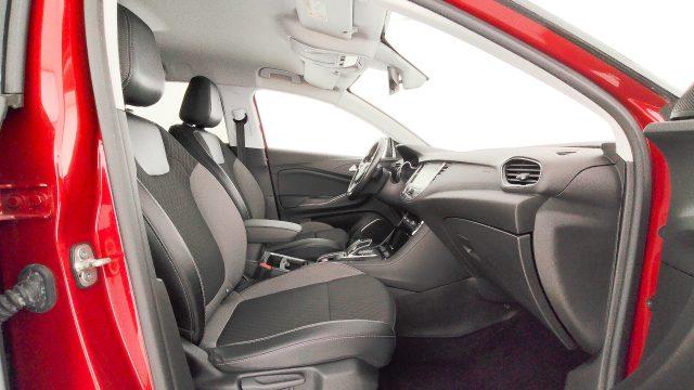 OPEL Grandland X 1.6 Hybrid4 Plug-in aut. AWD