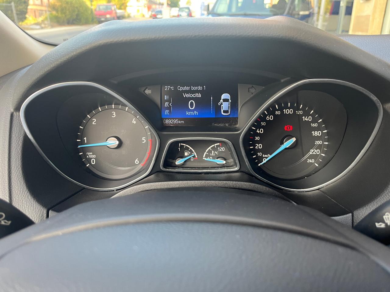 Ford Focus 1.5 TDCi 120 CV ST Line
