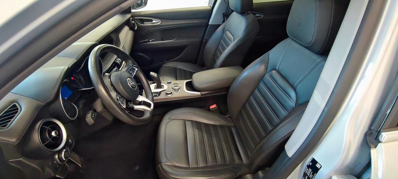 Alfa Romeo Stelvio 2.2 Turbodiesel 210 CV AT8 Q4 Veloce Tì