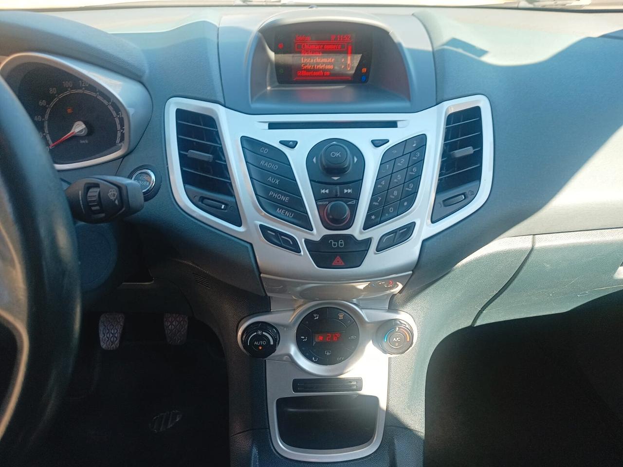 Ford Fiesta Titanium 1.6 TDCi 95cv 5 Porte