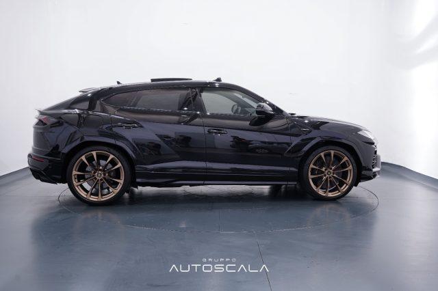 LAMBORGHINI Urus 4.0 650cv