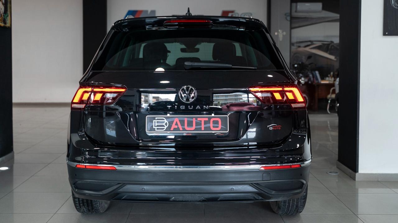 Volkswagen Tiguan 2.0 TDI LIFE DSG 150 CV PACK LUCI NAVI LED FULL OPTIONAL