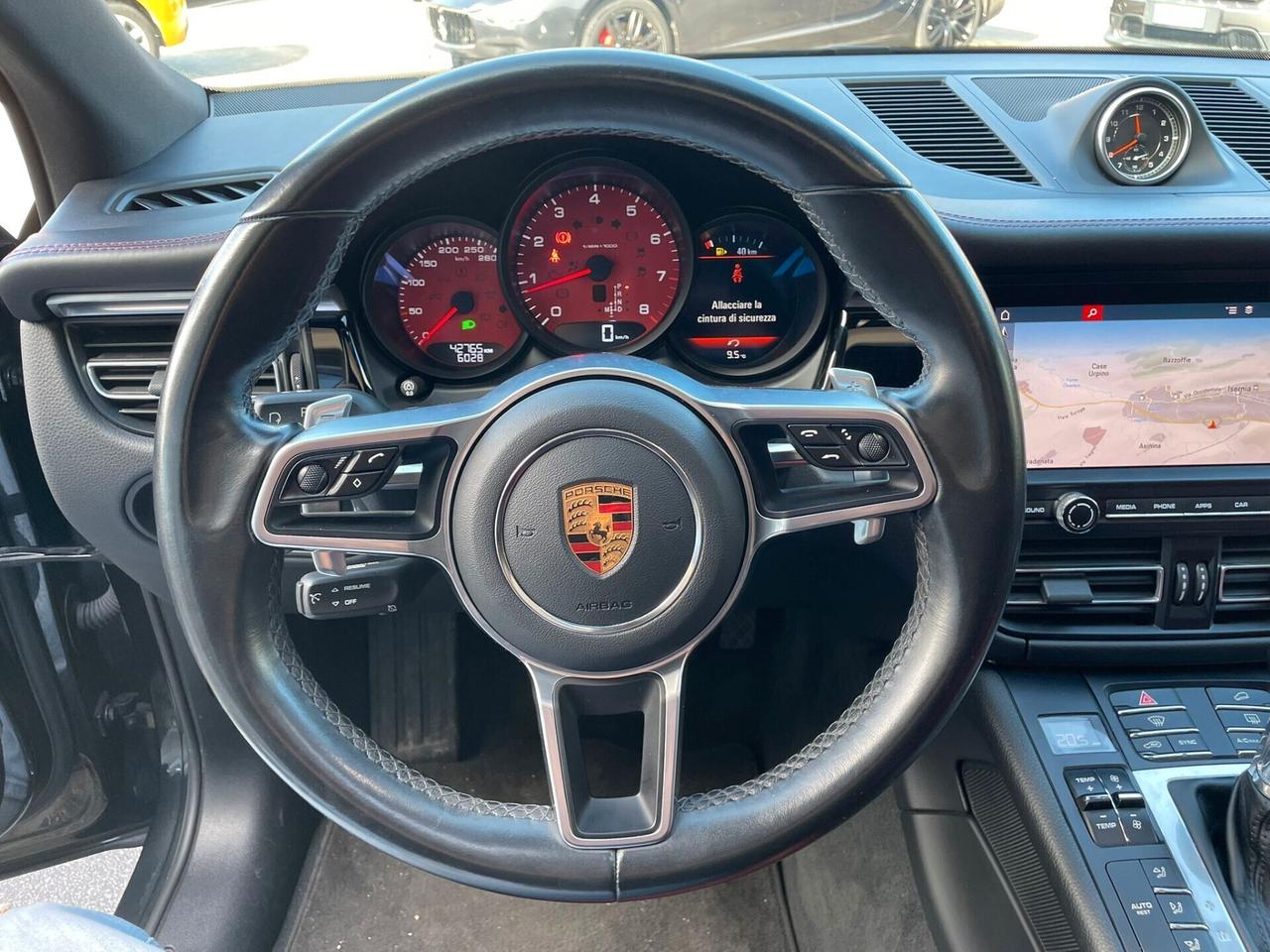 PORSCHE MACAN 2.0 250cv PDK IPERFULL