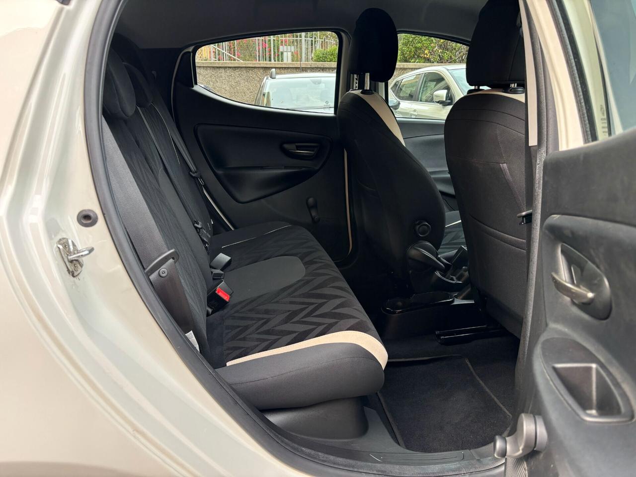 Lancia Ypsilon 1.2 69 CV 5 porte Gold UNIPROPRIETARIO