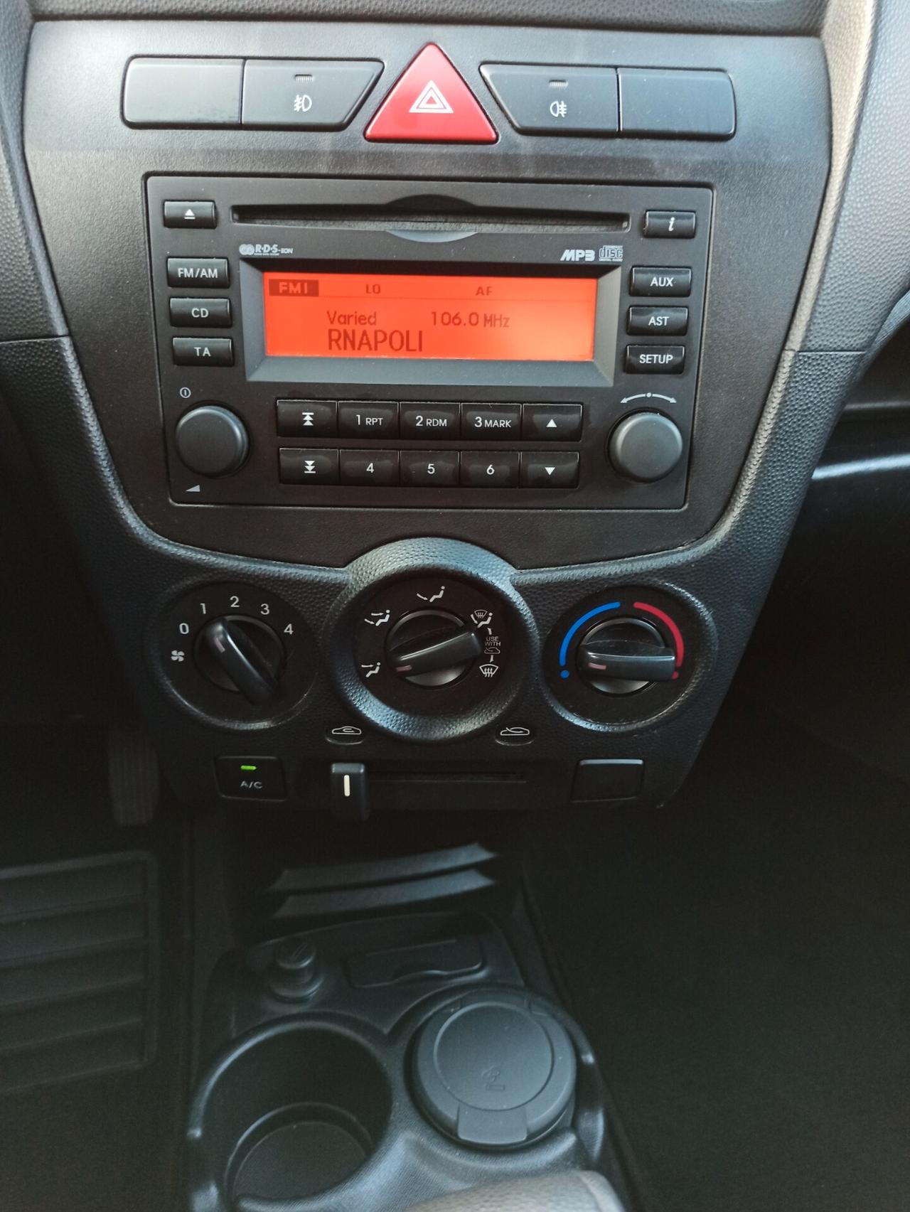 Kia Picanto 1.1 12V Trendy Bi-Fuel Automatica