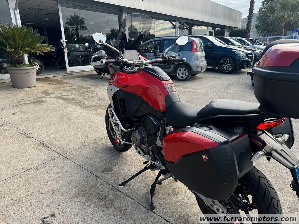 DUCATI V4S TRAVEL FULL A SOLI 199 EURO AL MESE