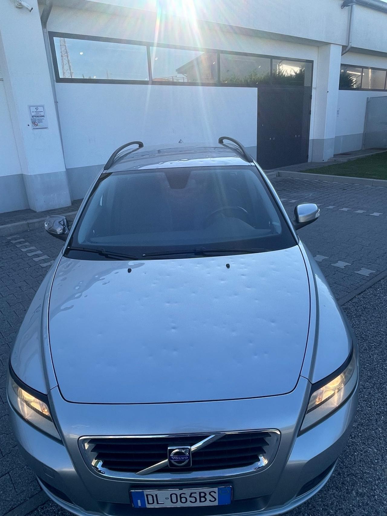 Volvo V50 1.6 D ok neo patentati pronta al uso