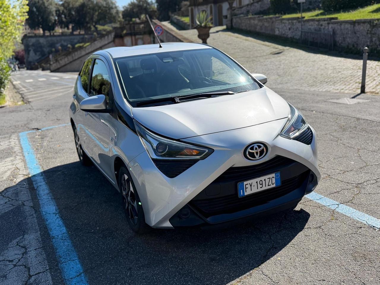 Toyota Aygo Connect 1.0 *NEOPATENTATI*