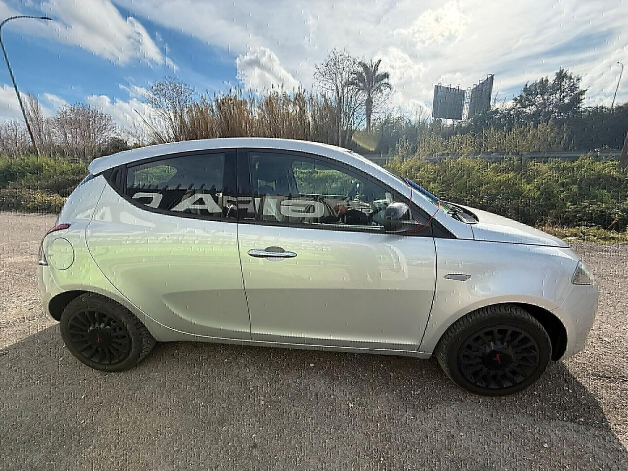 Lancia Ypsilon 1.3 MJT 16V 95 CV 5 porte S&S Platinum