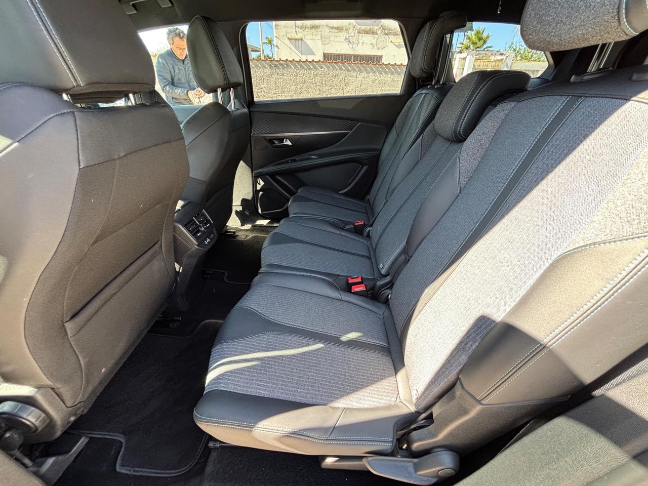 PEUGEOT 5008 HDI 130CV EAT8 AUTOMATICA 7 POSTI