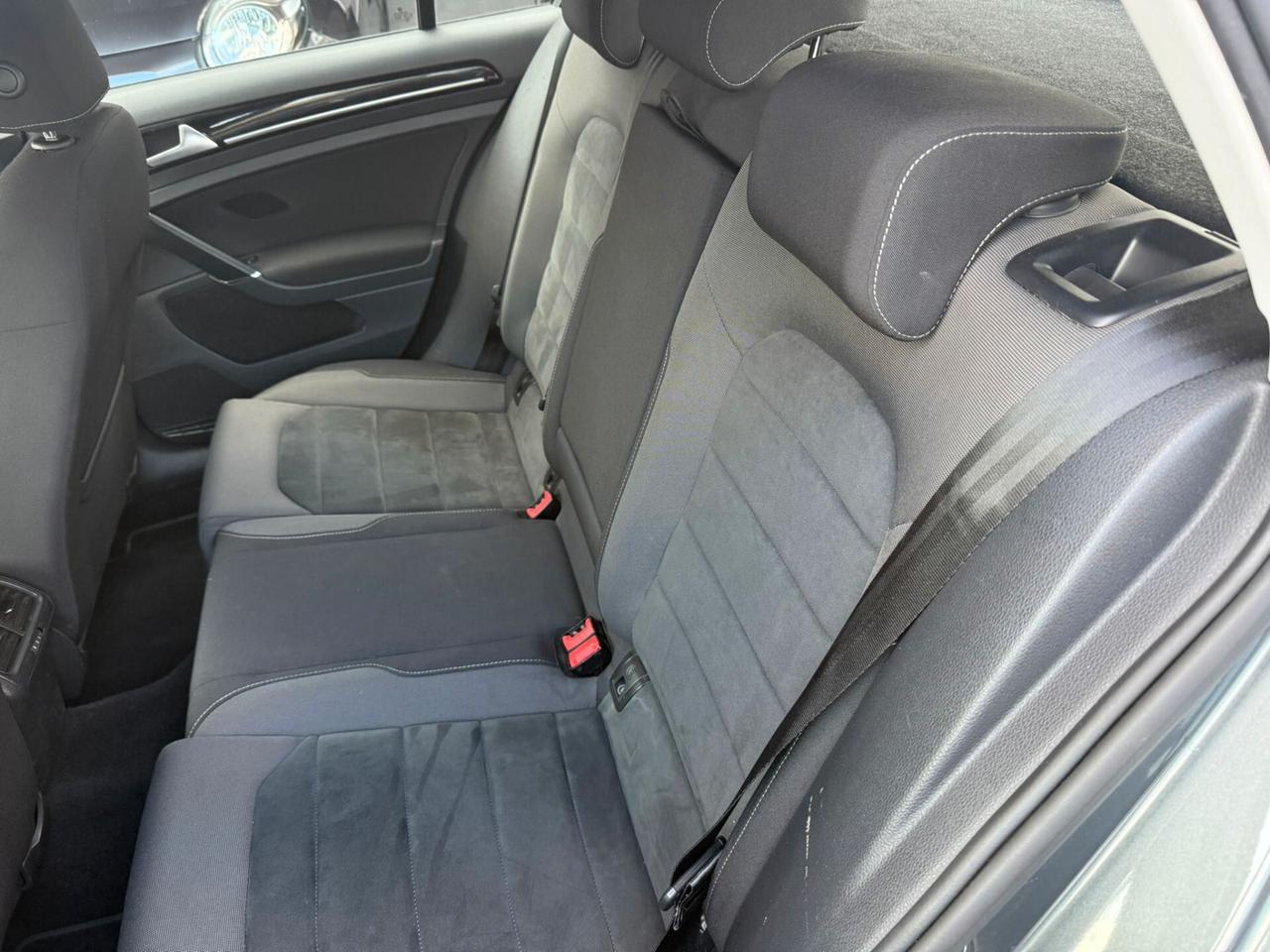 Volkswagen Golf 2.0 TDI DSG 5p. Highline BlueMotion Technology