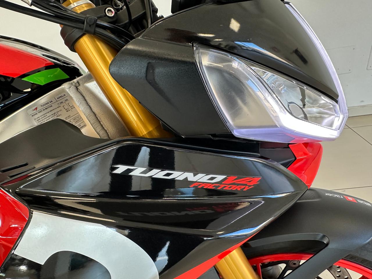 Aprilia Tuono V4 1100 FACTORY - 2022
