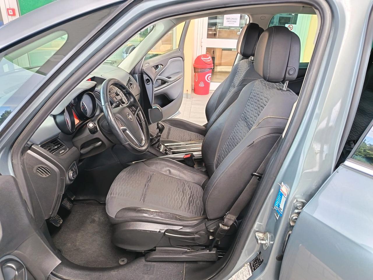 Opel Zafira Tourer 2.0 CDTi 130CV Cosmo 7 POSTI BXENON OCCASIONE