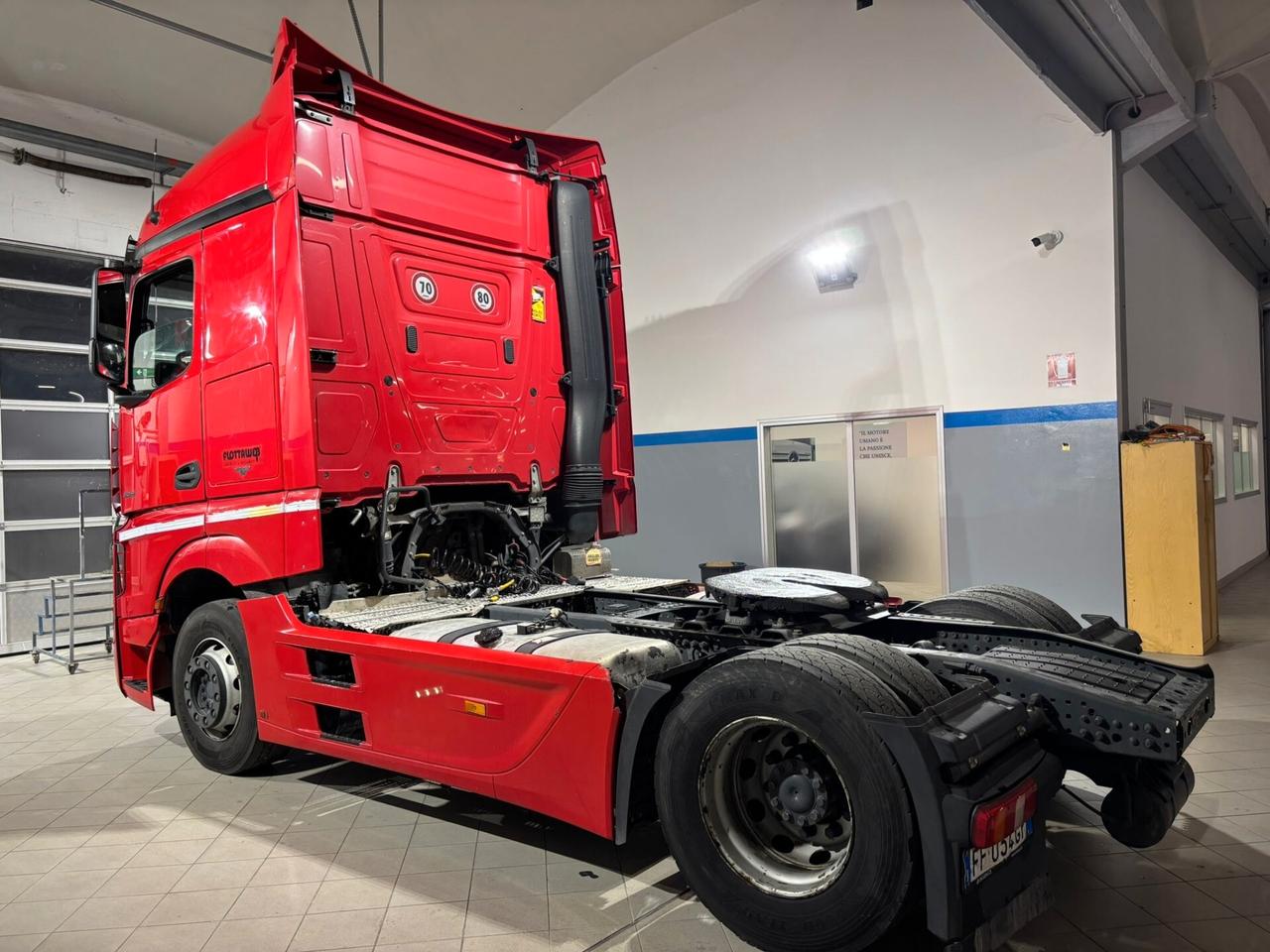 Mercedes Benz 1845 export