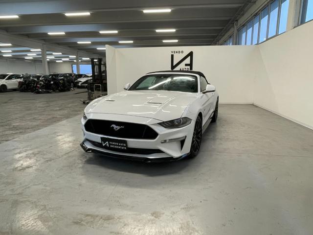 FORD Mustang CONVERTIBLE 5.0 V8 TIVCT AUT. GT