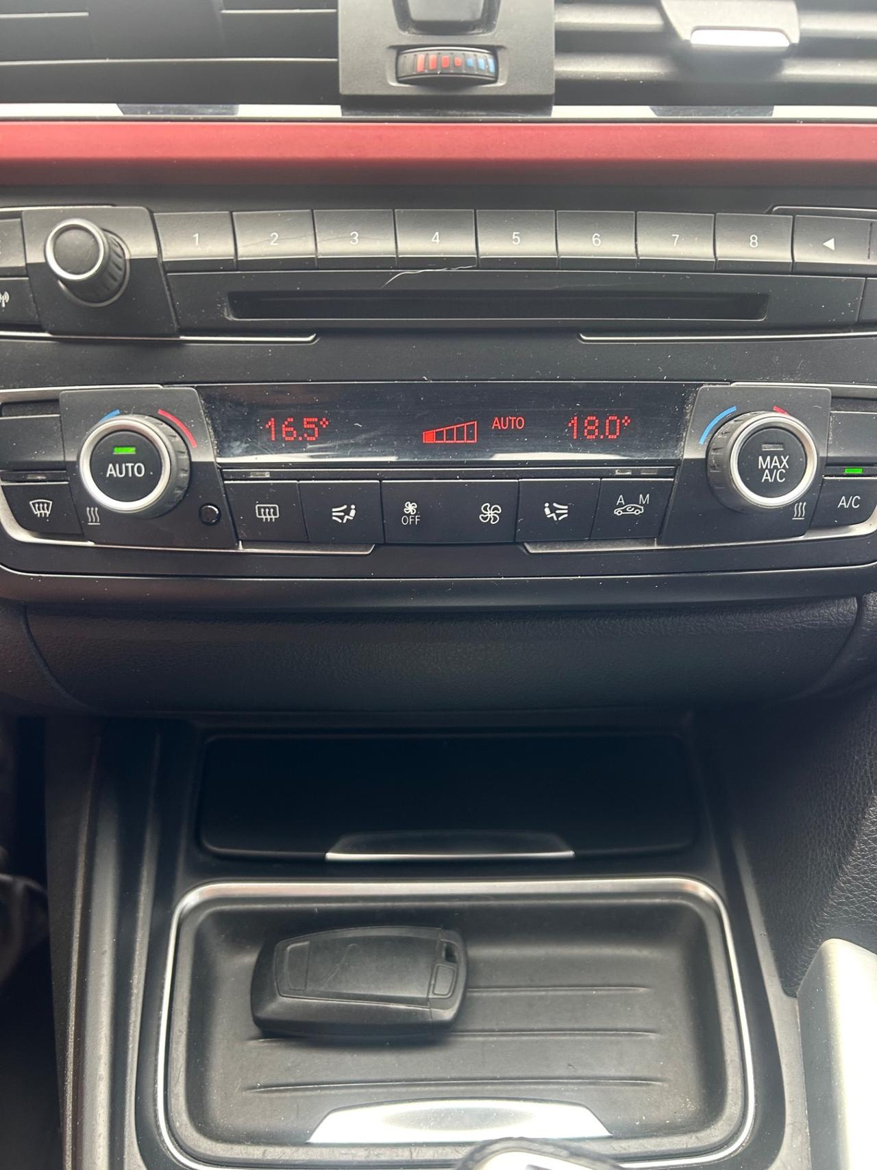 Bmw 320 320d xDrive Touring Msport
