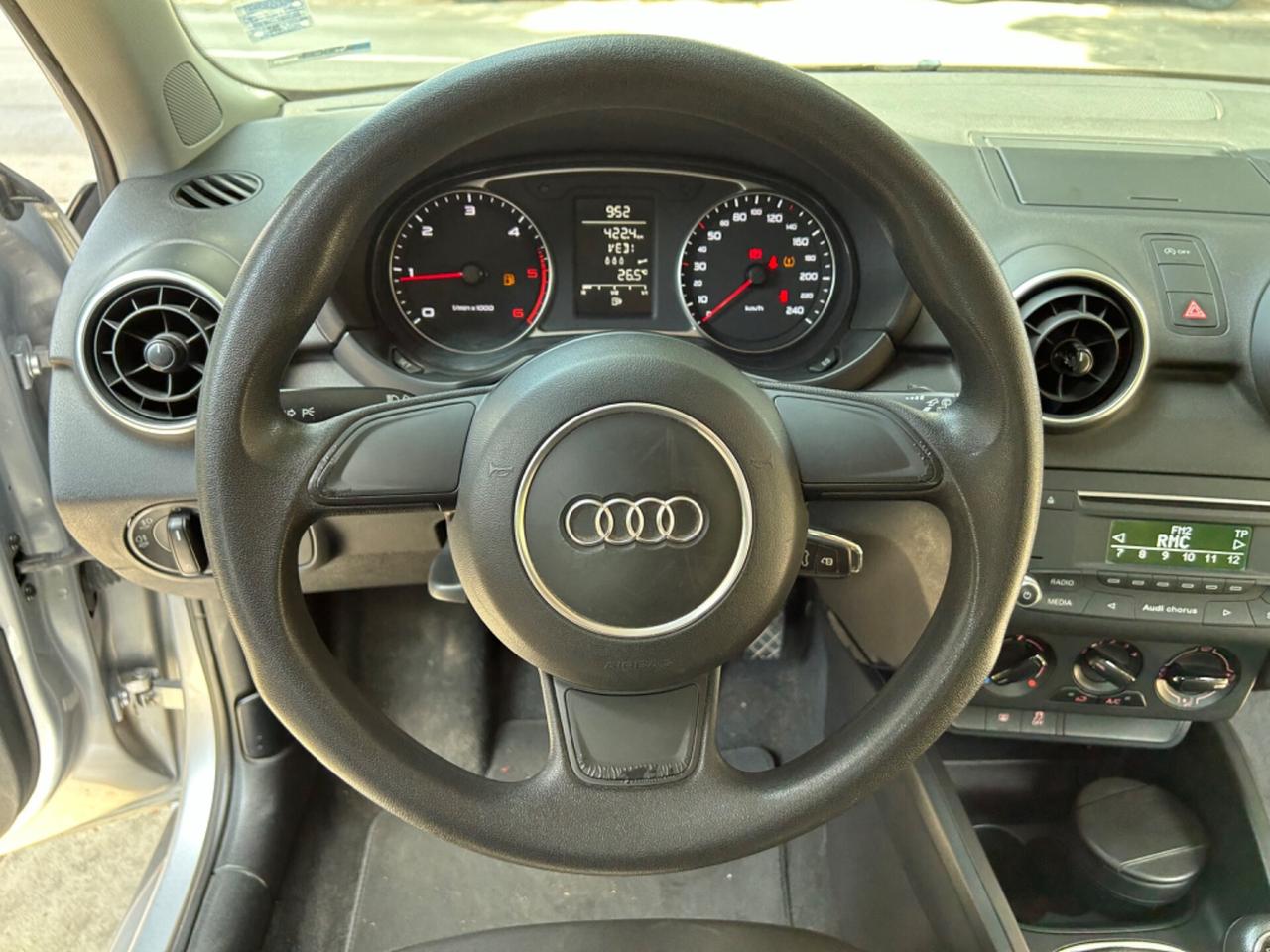 Audi A1 Sportback 1.4 TDI ultra Metal plus