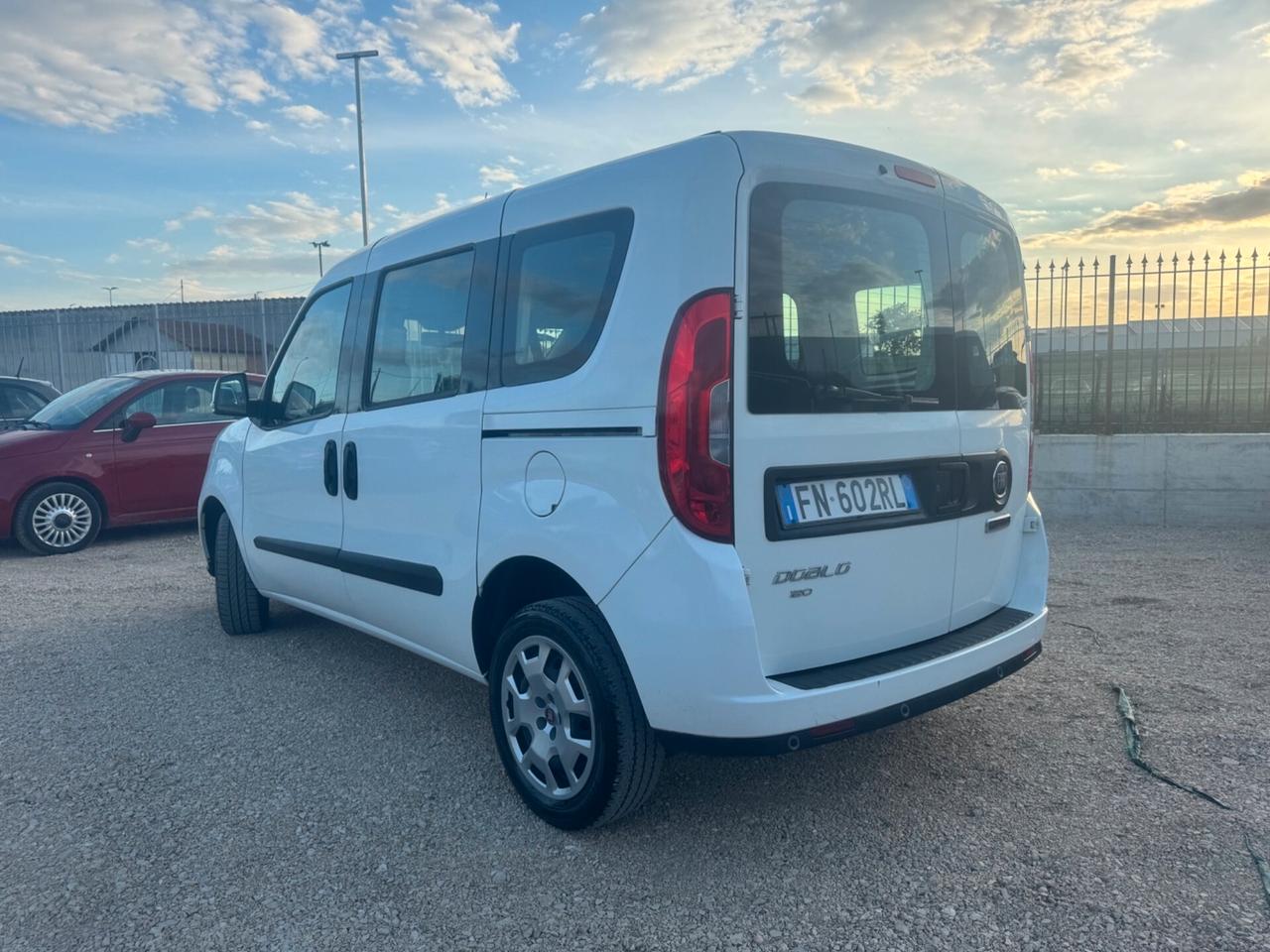 Fiat Doblo Doblò 1.6 MJT 120CV Lounge N1 5 POSTI