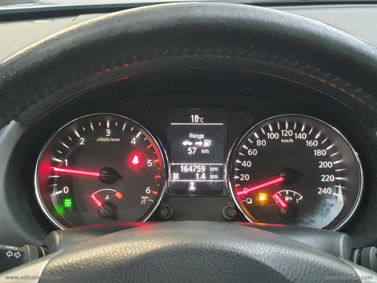 NISSAN Qashqai 2.0 dCi DPF n-tec