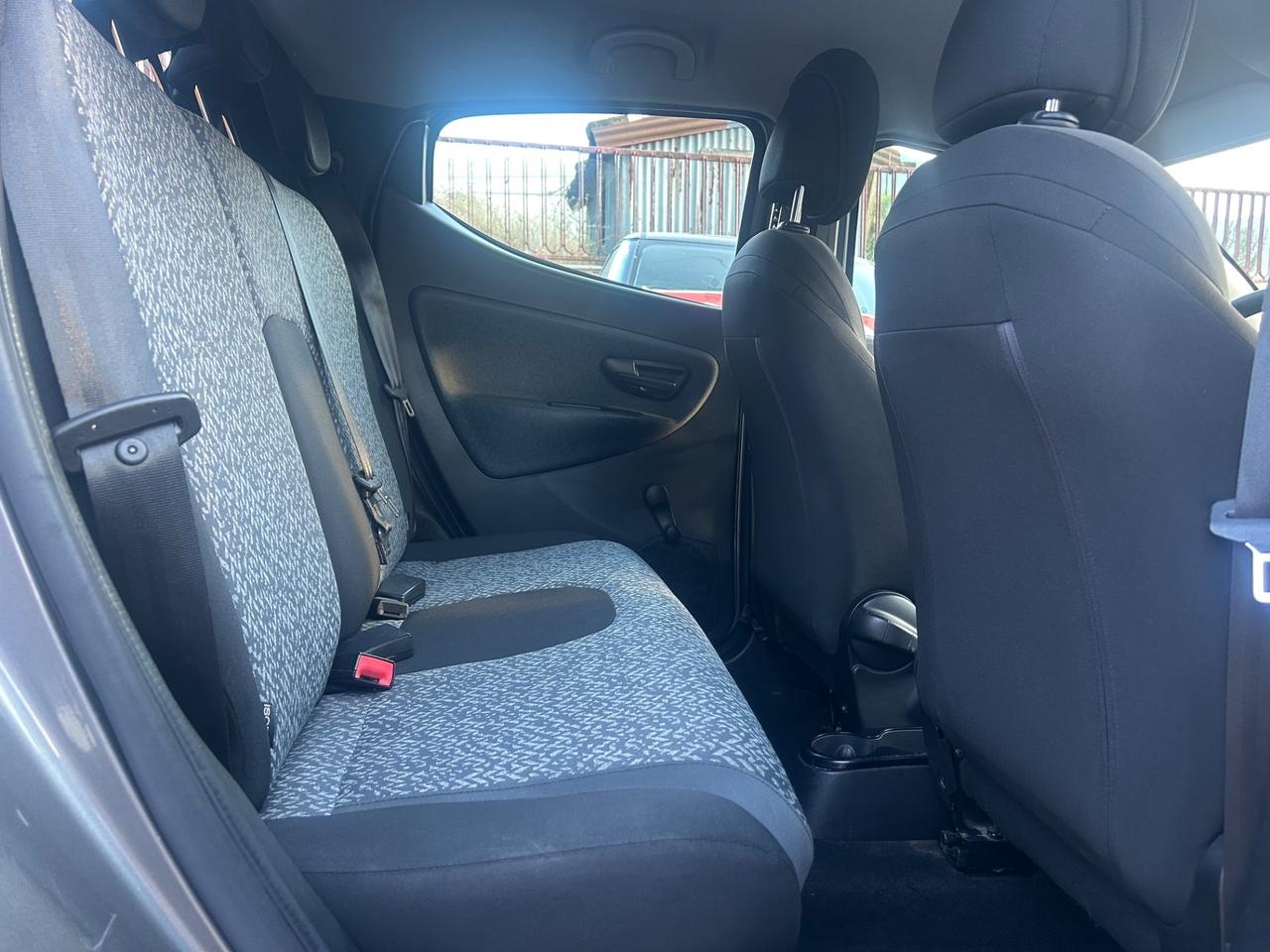Lancia Ypsilon 1.3 MJT 16V 95 CV 5 porte S&S Elefantino Blu