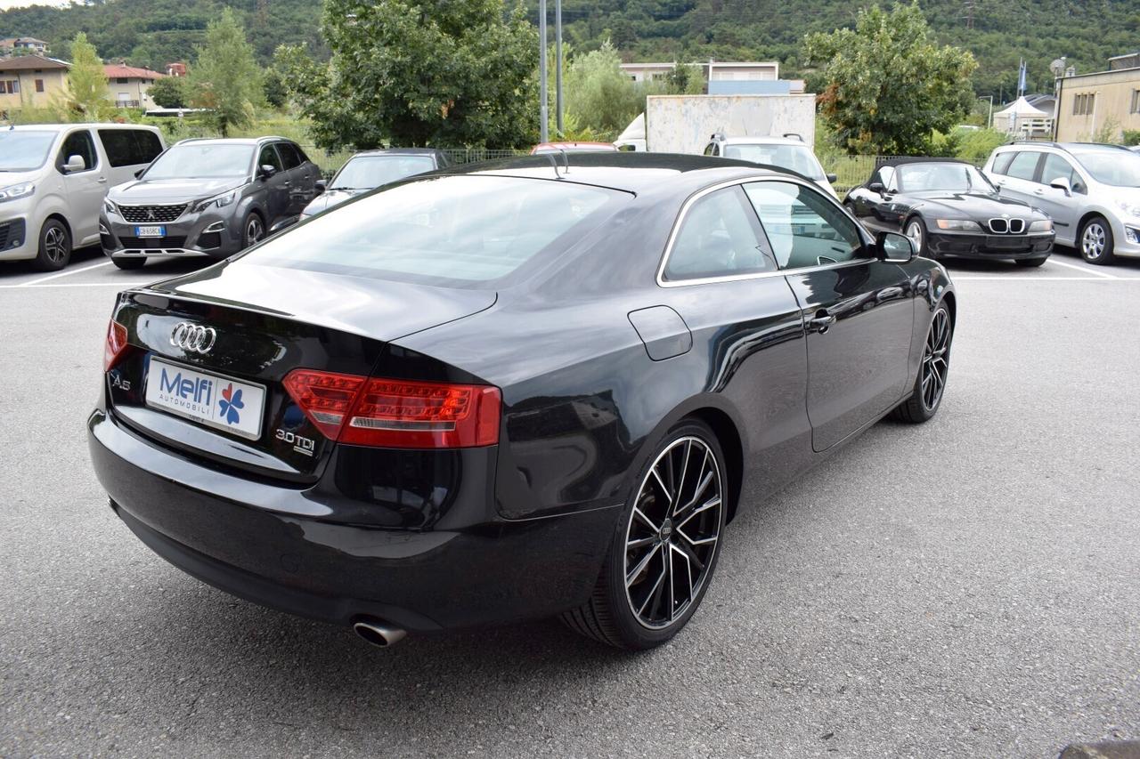 Audi A5 3.0TDI 240cv V6 Coupè Quattro Ambition manuale