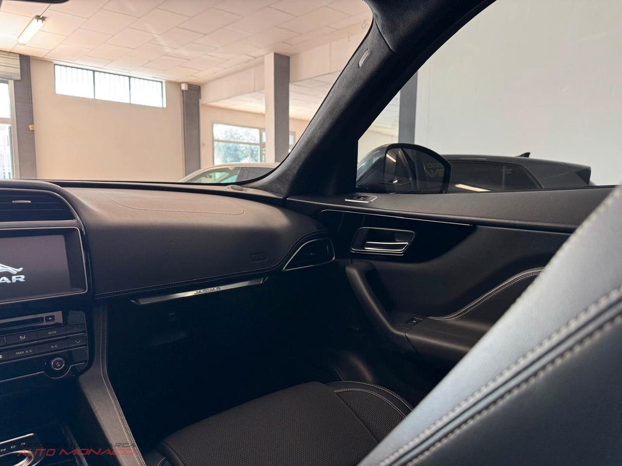 Jaguar F-Pace 2.0 D 240CV R-Sport 2018