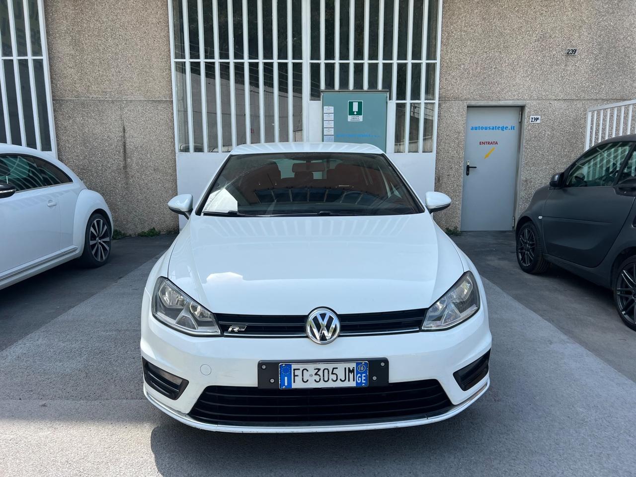 Volkswagen Golf VII 5p 1.6 tdi R-Line 110cv