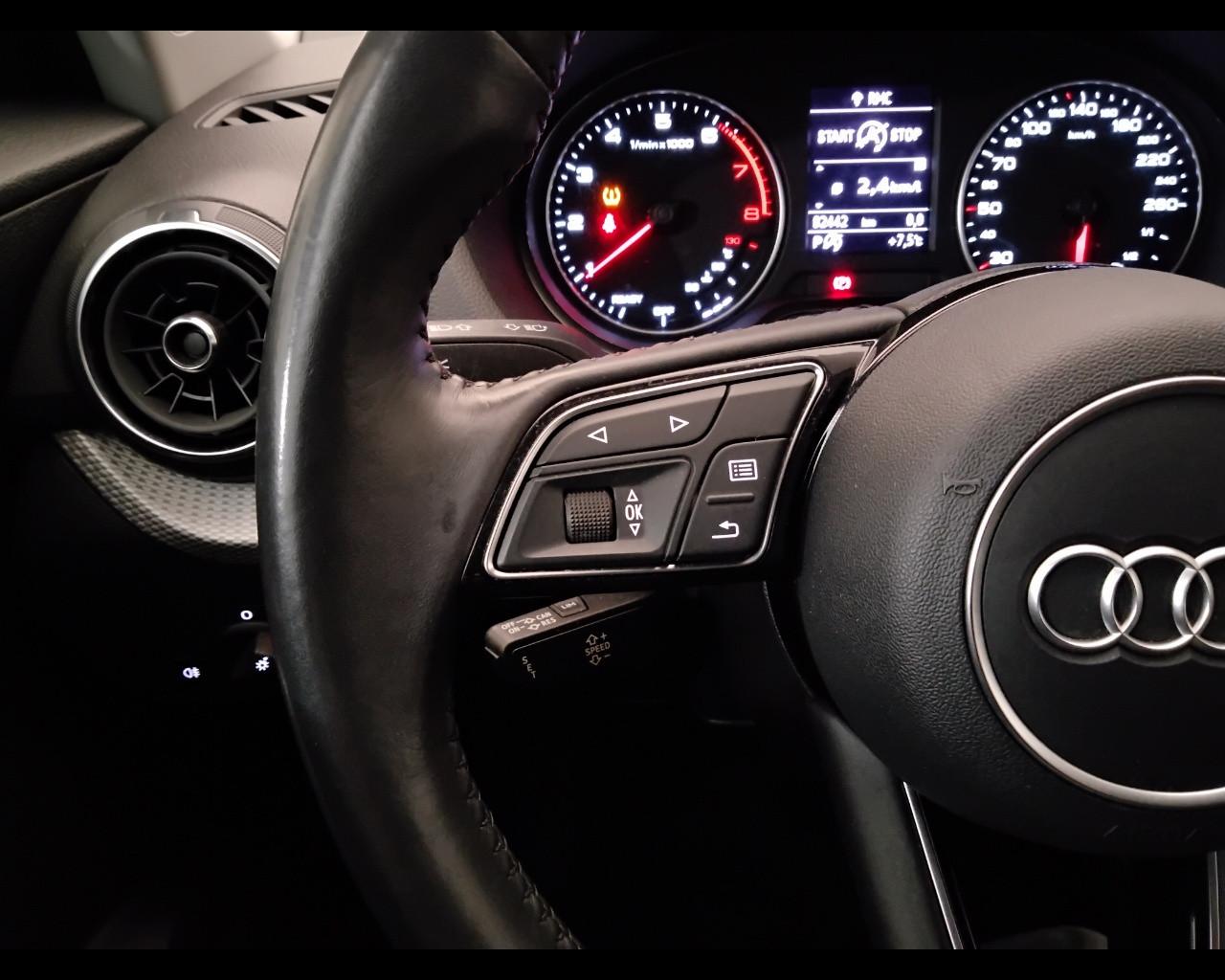 AUDI Q2 I 2017 - Q2 35 1.5 tfsi Business Design s-tronic